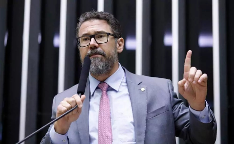 Cr&iacute;tico do Judici&aacute;rio, Pollon recorre ao STF para frear lei que protege crian&ccedil;as