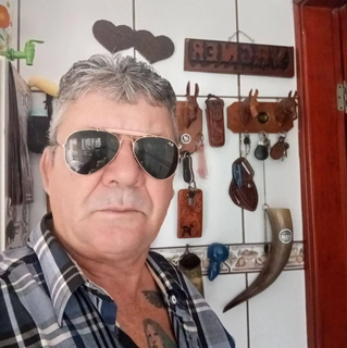 Mulher &eacute; assassinada a facadas em resid&ecirc;ncia