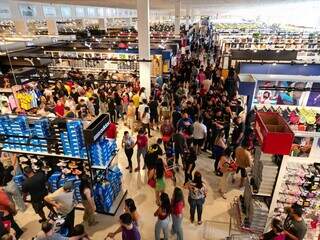 Liquida&ccedil;&atilde;o Shopping China: 50 mil produtos com at&eacute; 50% de desconto