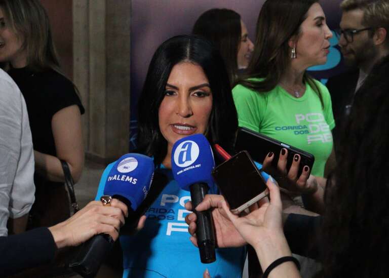 Katia Claro (Foto: Osmar Veiga)