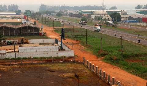 Programa municipal concede terrenos avaliados em R$ 5,2 milh&otilde;es para ind&uacute;strias