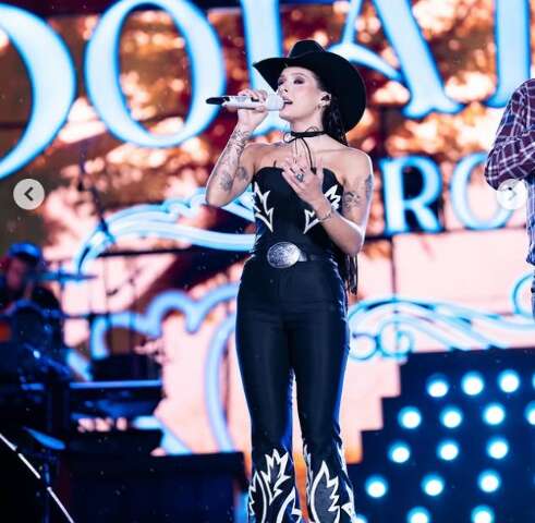Prefeito cancela show de Ana Castela que custaria quase R$ 1 milh&atilde;o 