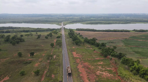 Plano log&iacute;stico da celulose prev&ecirc; ferrovias privadas e rodovias p&uacute;blicas em MS