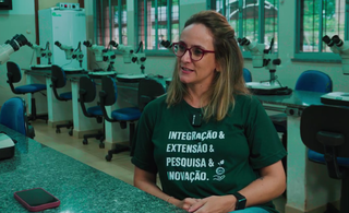 Document&aacute;rio sobre mulheres na ci&ecirc;ncia transforma bar em &quot;sala de cinema&quot;