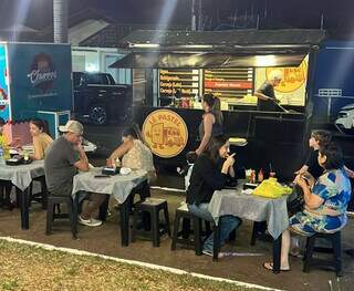 Pastelaria sobre rodas uniu m&atilde;e e filho e afastou de vez a depress&atilde;o 
