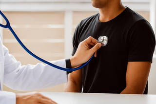 M&eacute;dicas explicam porque jovens est&atilde;o infartando cada vez mais