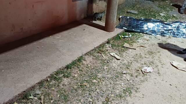 Homem &eacute; encontrado morto com sinais de viol&ecirc;ncia em Lad&aacute;rio