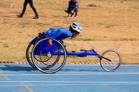 Treinamento fortalece atletas paral&iacute;mpicos de MS para torneio em SP