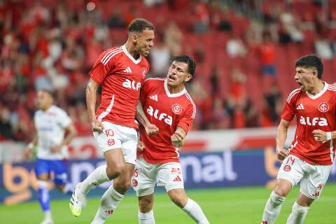 Vitinho marca e garante vit&oacute;ria do Internacional sobre o Fortaleza