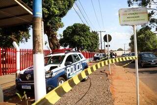 Viatura da PM atinge poste durante ocorr&ecirc;ncia na Rua da Divis&atilde;o