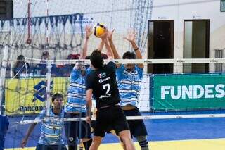 Time de São José dos Pinhais vence Campeonato Brasileiro de Voleibol na Capital Time de São José dos Pinhais vence Campeonato Brasileiro de Voleibol na Capital