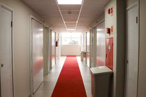 Elogiado pela &quot;cara de particular&quot;, hospital ganha 4&ordm; andar para tratar c&acirc;ncer
