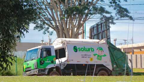 Comerciantes buscam alternativas ap&oacute;s fim da coleta de lixo pela Solurb
