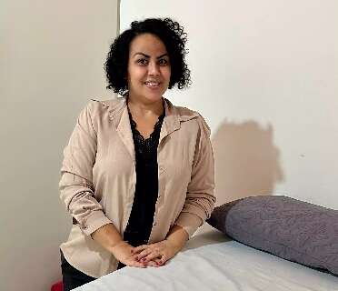 Telma superou a pris&atilde;o e recome&ccedil;ou a vida fazendo massagem