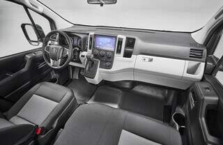 Toyota Hiace estreia no Brasil com DNA da Hilux 