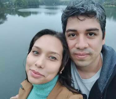 &ldquo;Eram iguais&rdquo;: casal que morreu ap&oacute;s capotagem planejava casamento