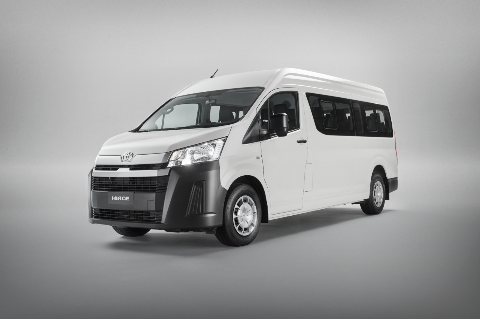 Toyota Hiace estreia no Brasil com DNA da Hilux 