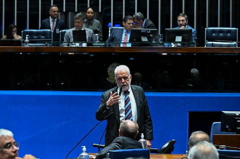 PEC que tira precat&oacute;rios do teto e libera R$ 12 bilh&otilde;es ao governo avan&ccedil;a