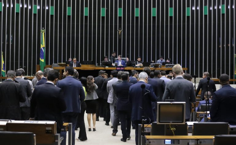 Deputados aprovam aumento de pena para crimes de recepta&ccedil;&atilde;o