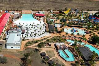 Campo Grande ganha praia: Eco Park inaugura piscina de ondas