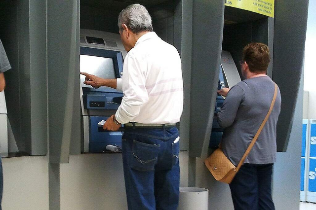 Abono salarial tem R$ 114,3 milh&otilde;es &quot;esquecidos&quot; por trabalhadores