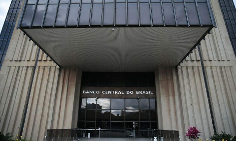 Ap&oacute;s ataques, BC endurece regras e limita Pix a R$ 15 mil