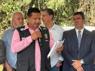 Governo entrega 21 ambul&acirc;ncias e 7 picapes para sa&uacute;de ind&iacute;gena em MS