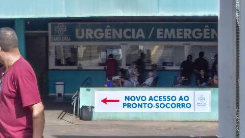 Mulher &eacute; obrigada a entrar em carro e espancada por irm&atilde;s