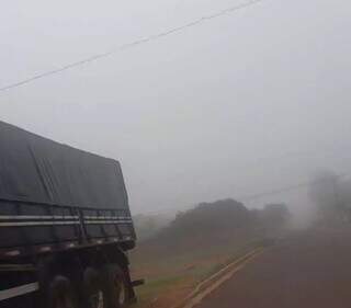 Ponta Por&atilde; amanhece sob neblina e previs&atilde;o &eacute; de m&iacute;nima de 9&deg;C