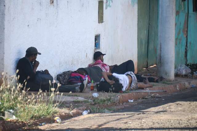 Enquete revela que 8 em cada 10 preferem n&atilde;o ajudar moradores de rua