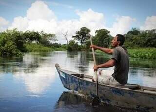 Mais de 5 mil pescadores em MS podem ser afetados por mudan&ccedil;a no seguro-defeso