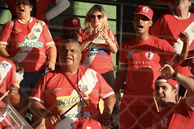 Na segunda divis&atilde;o, Comercial volta a jogar em casa 300 dias depois
