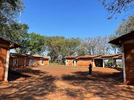 Governo firma contratos de R$ 4,5 milh&otilde;es para reformar espa&ccedil;os em aldeias de MS