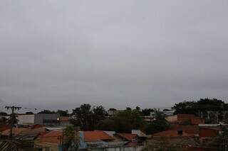 Capital amanhece com c&eacute;u nublado e temperatura deve chegar a 30 &deg;C