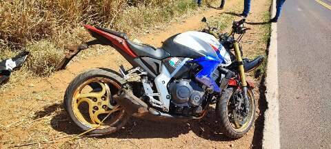 Motociclista morre em rodovia ap&oacute;s acidente envolvendo tr&ecirc;s motos