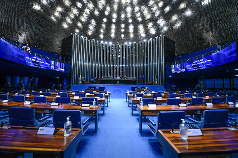 PEC que muda regras de precat&oacute;rios passar&aacute; a valer nesta ter&ccedil;a