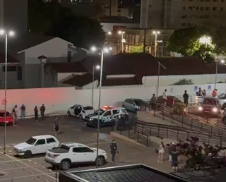 V&iacute;deo mostra pancadaria em estacionamento da Afonso Pena