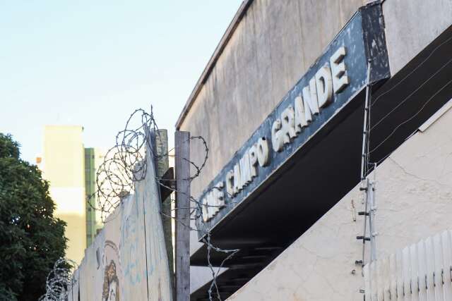 Fechado h&aacute; 13 anos, Sesc pensa em vender pr&eacute;dio do Cine Campo Grande