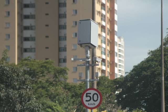 Suspens&atilde;o &eacute; autom&aacute;tica, mas quem j&aacute; pagou multa de radar precisa ter paci&ecirc;ncia 