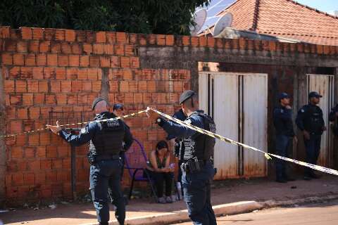 Al&eacute;m de descumprir medida protetiva, morto pela PM tinha extensa ficha criminal