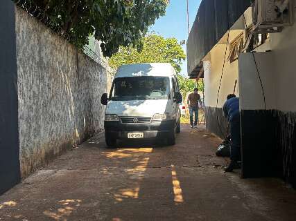 Presos da opera&ccedil;&atilde;o contra fraude em Terenos vir&atilde;o de van para Campo Grande
