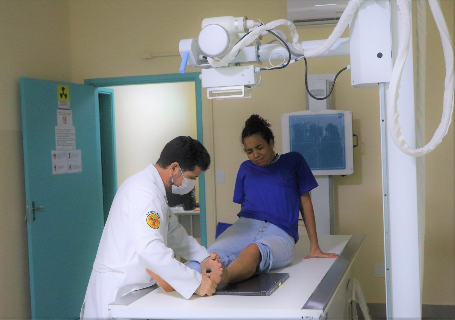Troca de equipamentos deixa unidades de sa&uacute;de sem exames de raio X