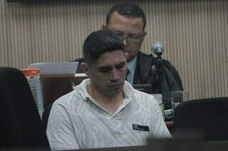 Homem &eacute; condenado a 14 anos por matar &quot;Mega&quot; na porta de casa