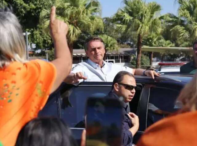 STF fixa pena de 27 anos de pris&atilde;o para Bolsonaro por tentar golpe de Estado