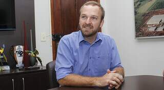Preso por corrup&ccedil;&atilde;o, prefeito de Terenos pede afastamento do cargo 