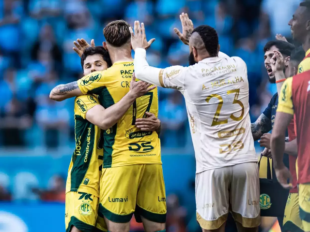 Mirassol derrota Gr&ecirc;mio em Porto Alegre e entra no G4 do Brasileir&atilde;o