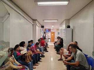 &quot;Meu sonho &eacute; ele andar&quot;: av&oacute; &eacute; esperan&ccedil;a em dia de mutir&atilde;o de cirurgias em MS