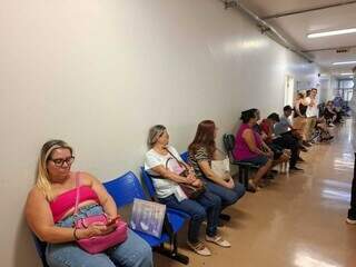 &quot;Meu sonho &eacute; ele andar&quot;: av&oacute; &eacute; esperan&ccedil;a em dia de mutir&atilde;o de cirurgias em MS