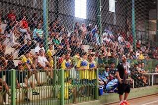 Copa Pelezinho soma 50 gols e duas goleadas neste s&aacute;bado