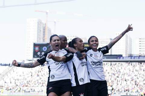 Corinthians vence Cruzeiro e conquista Brasileir&atilde;o Feminino pela s&eacute;tima vez 